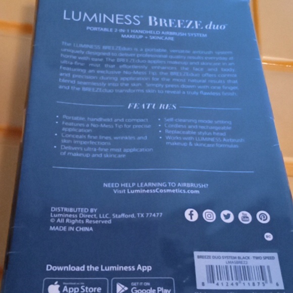 Luminess Breeze Duo Airbrush in Black and Gold With Medium Cosmetic Makeup - Picture 5 of 8